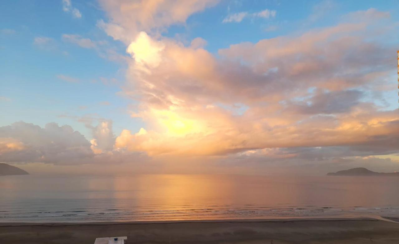 Apto Top Com Vista Pro Mar Em Condominio Completo Em Frente A Praia! Santos  Bagian luar foto