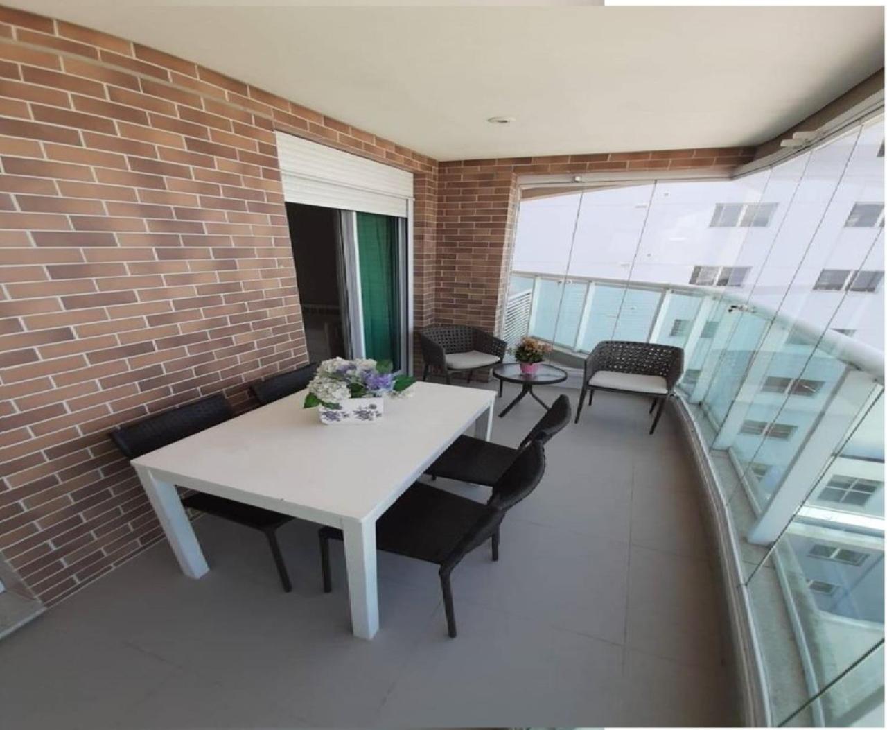 Apto Top Com Vista Pro Mar Em Condominio Completo Em Frente A Praia! Santos  Bagian luar foto